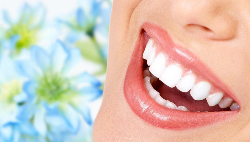 Як розпізнати відторгнення зубного імпланта?